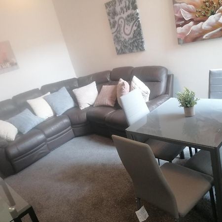 Rossy Home Of Relaxations Stoke-on-Trent Ngoại thất bức ảnh