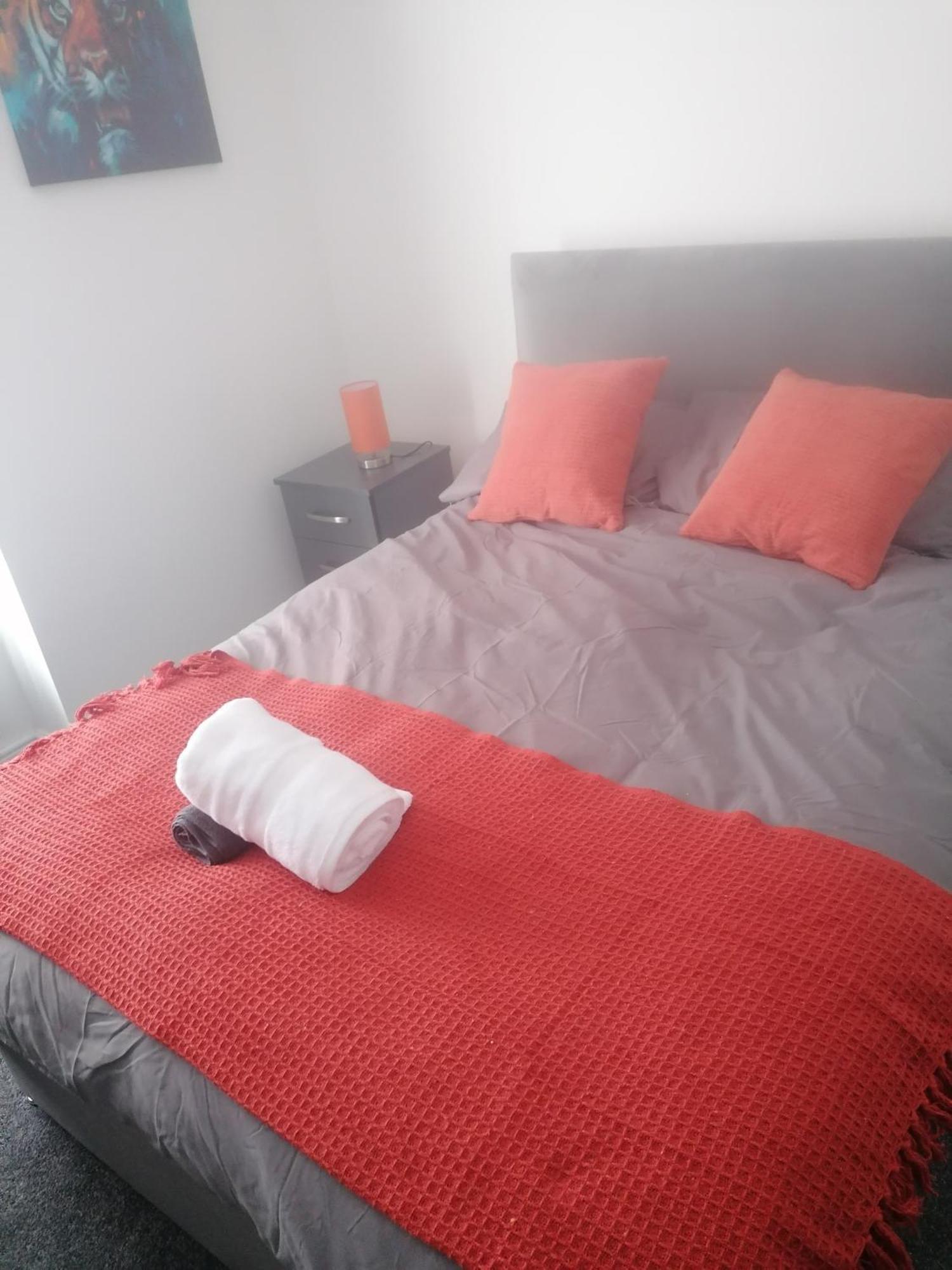 Rossy Home Of Relaxations Stoke-on-Trent Ngoại thất bức ảnh