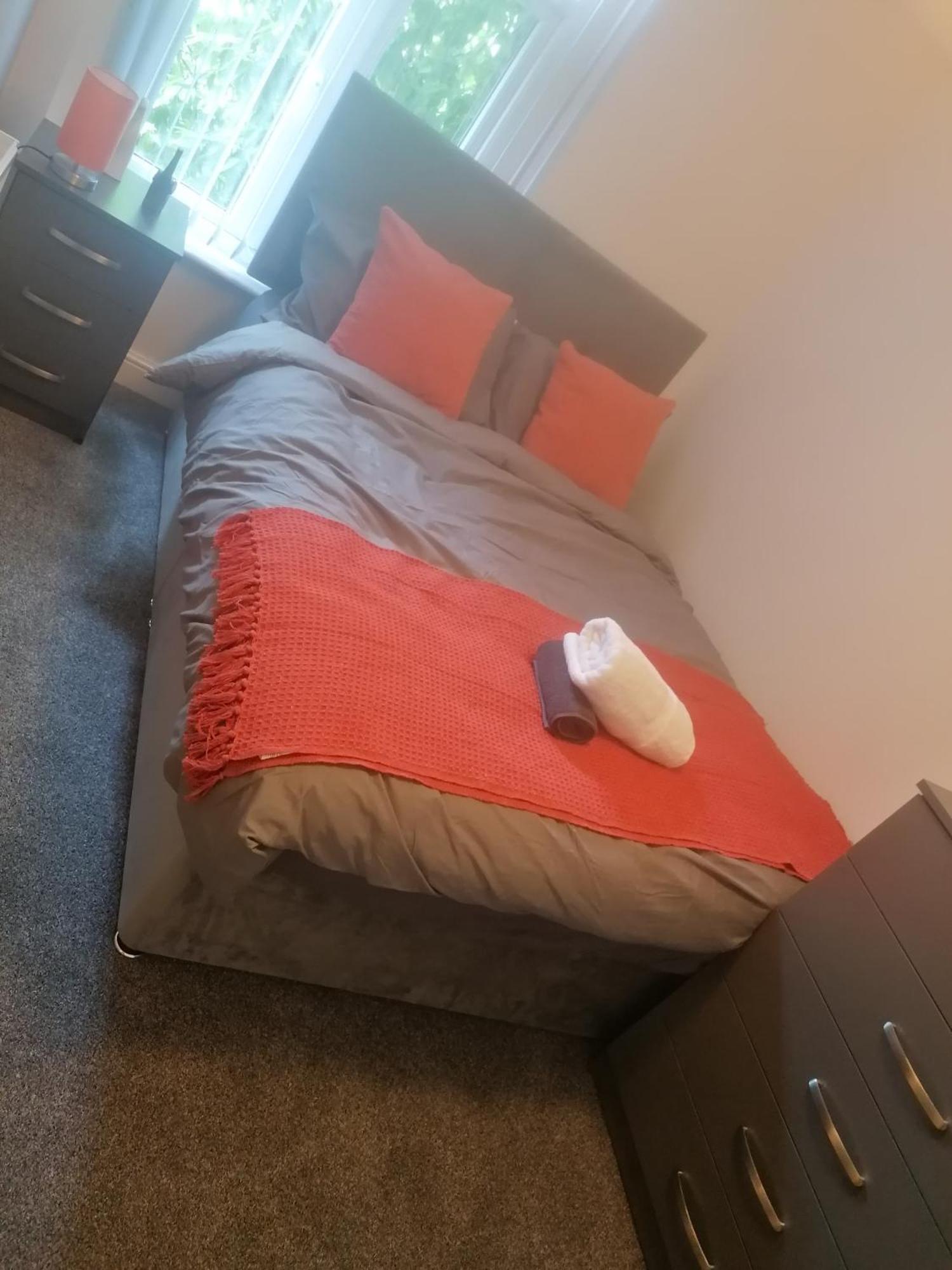 Rossy Home Of Relaxations Stoke-on-Trent Ngoại thất bức ảnh